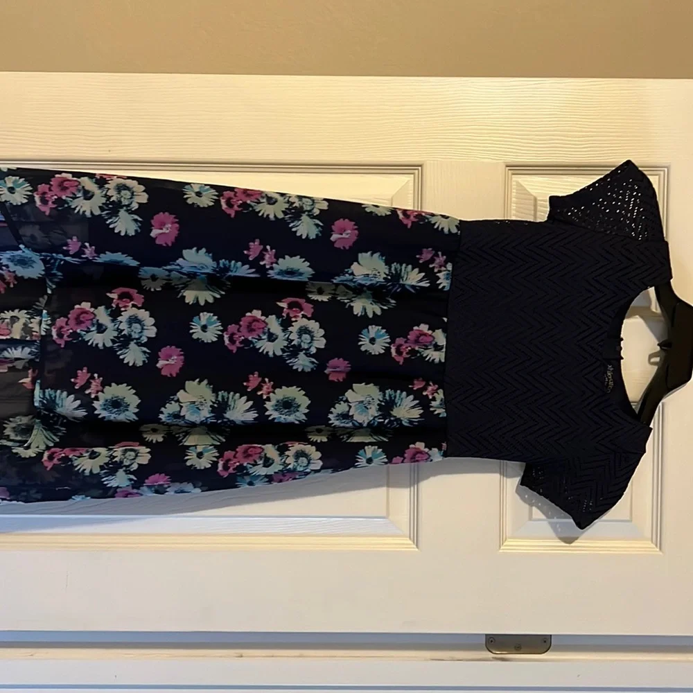 Spring Dress - Picture 1 of 3